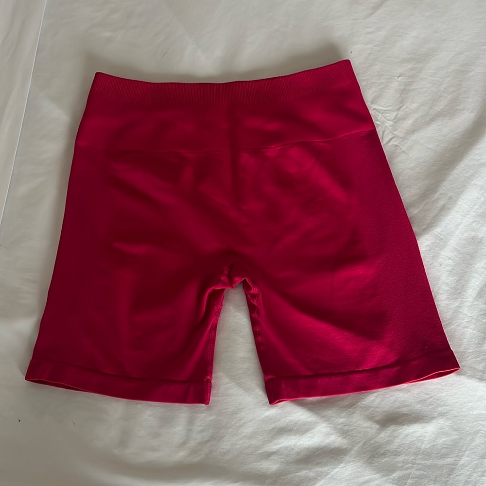 Like new Aurola Women’s Shorts
